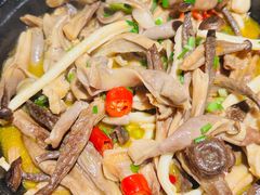 -梁家大院•农家菜(昆山会展中心店)