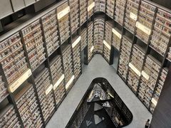 -上海虹桥中心爱琴海亚朵S酒店