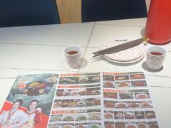 -阿瓦山寨·湘菜现炒·剁椒鱼头王(咸阳总店)