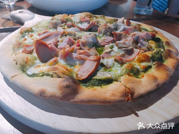 熊猫精酿啤酒厨房(1912店)熊猫经典披萨图片