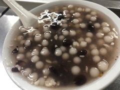 -芳婆糕团店(王府大街店)