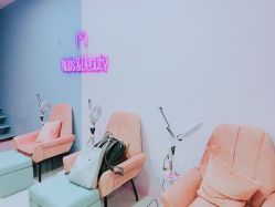 -M Nails & Beauty美甲美睫美体