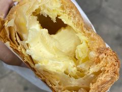 冰淇淋酥皮泡芙-嘉华鲜花饼·现烤(昆明老街店)