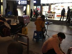 -百联临沂购物中心(临沂路店)