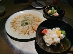薄切鲜鱼片-穹六人间 people 6(岳阳路店)