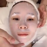 彻底清除皮肤表层和深层的污垢，减少皱纹，收缩毛孔