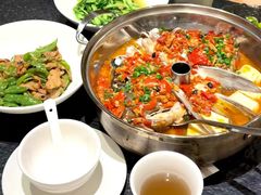 -鱼鲜饭香·招牌汽锅剁椒鱼头王