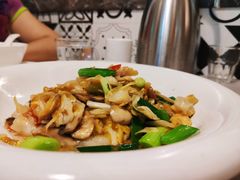 -临安鲲凌餐厅(钱王大街店)