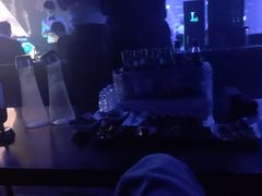-TT CLUB 酒吧
