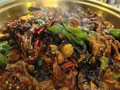 鲍鱼焖土鸡-特味村福园