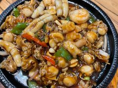 铁板三鲜-小船渔村·大连菜(明泽街店)
