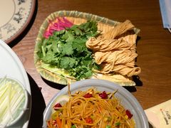-额娘·春饼烤鸭(乐汇城店)
