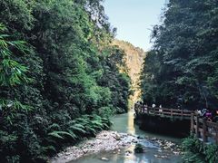 -龙水峡地缝景区