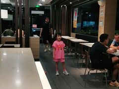 -麦当劳(常山服务区得来速店)