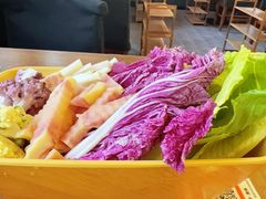 -花菇朵·云山雀 ll 野生菌锅·野果酸汤·精品滇菜(万柳店)