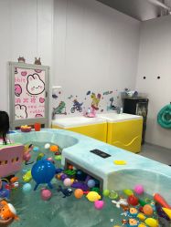 -海豚湾婴儿游泳(塘沽店)