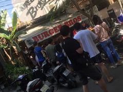 -BURGER BRO'S