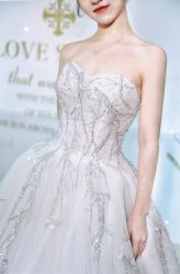 -LOVE SHINE婚纱·红鼎庄龙凤褂·妈妈装定制