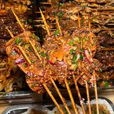 想把这家摊摊烧烤安利给全重庆 烤郡花巨好吃‼️