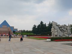 -上海市龙华烈士陵园