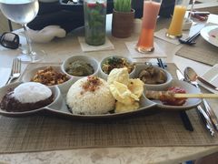 -Samabe Cave Dining