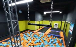 -蹦贝运动中心·蹦床·攀岩·闯关(龙岗店)