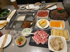 -海底捞火锅(宝龙广场夜宵主题店)