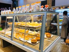 面包甜点陈列柜-沁园(新解放碑附二院店)