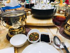 -海鲨湾海鲜会馆(百家湖1912店)