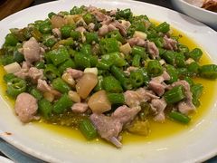 -万重锦·人文川菜馆(骡马市店)