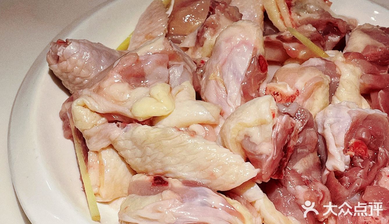 北京路丰盛足料秋日金汤花胶鸡火锅