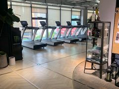 -F+轻食健身赋能空间(中华北路国贸商场店)