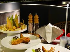 -MONICH牛排融合餐厅(和义大道购物中心店)