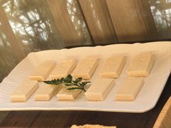 -花菇朵·云山雀 ll 野生菌锅·野果酸汤·精品滇菜(万柳店)