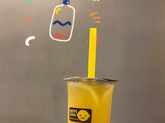 柠檬菠萝饮-快乐柠檬happylemon(日月光店)