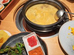 -一朵菌·野生菌探索家火锅(南亚店)