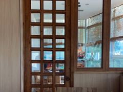 -蜜桃餐厅·伴山(湖滨商业街店)