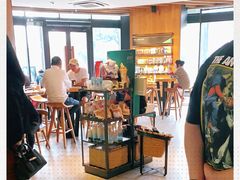 -星巴克臻选(莘庄仲盛店)