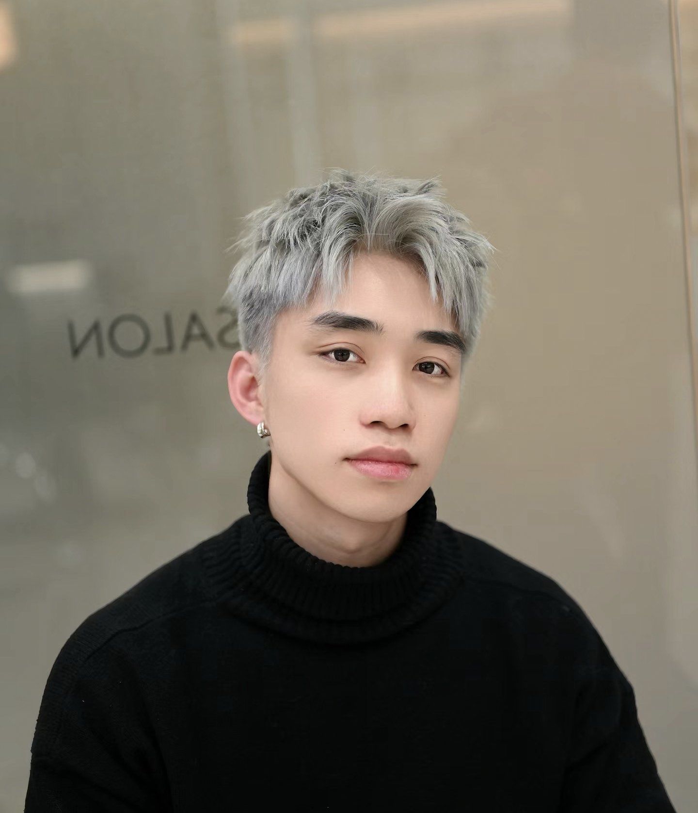 灰调简约男发潮流