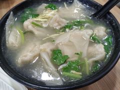鲜肉小馄饨-小杨生煎(成山巴黎春天店)
