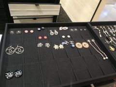 -Chanel(德基广场店)