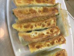 芹菜大肉锅贴-众口斋锅贴(银泰城店)