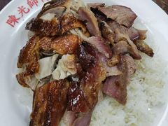 烧鸭叉烧双拼饭-陈光记烧腊店(罗保博士街店)