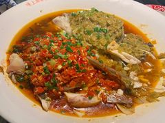 双味剁椒鱼头-味上湘菜馆(河马店)