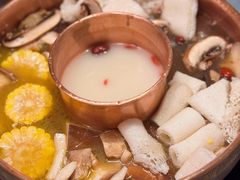 -慢丽江·云南野生菌土鸡锅(付家庄店)