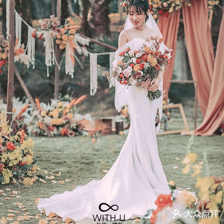 橘色成熟而明朗户外婚礼风格 