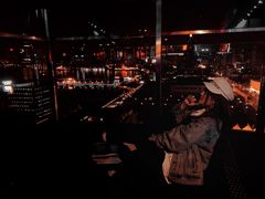 -VENU+海景酒廊