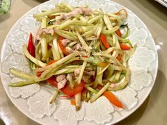 白芹炒肉丝-吉事利茶餐厅