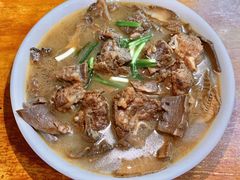 笋干炖排骨-温州一家人美食(西木头市店)