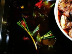 深水大鱼头-张大胡子鱼头火锅酒楼(长益路店)
